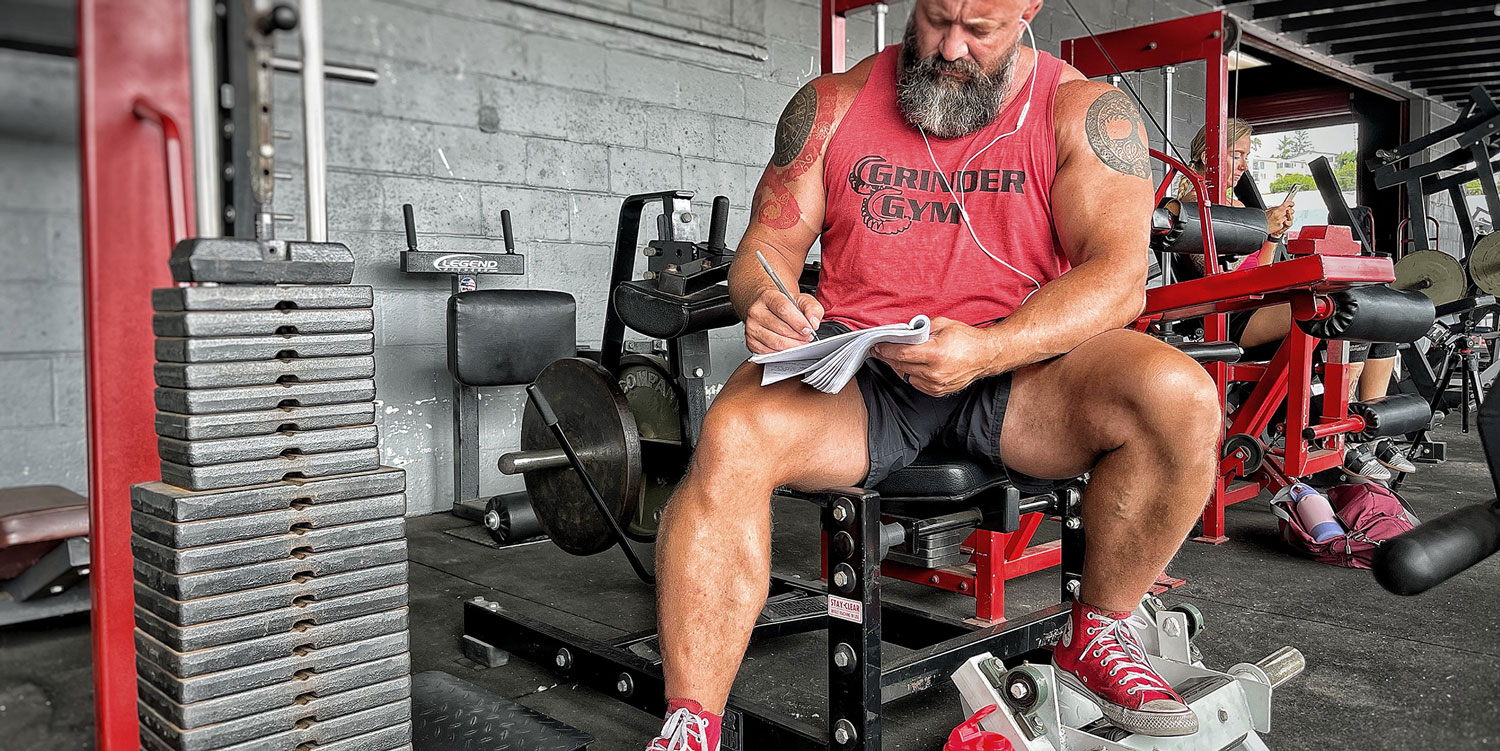 The Significance of Tracking Progress in Progressive Overload