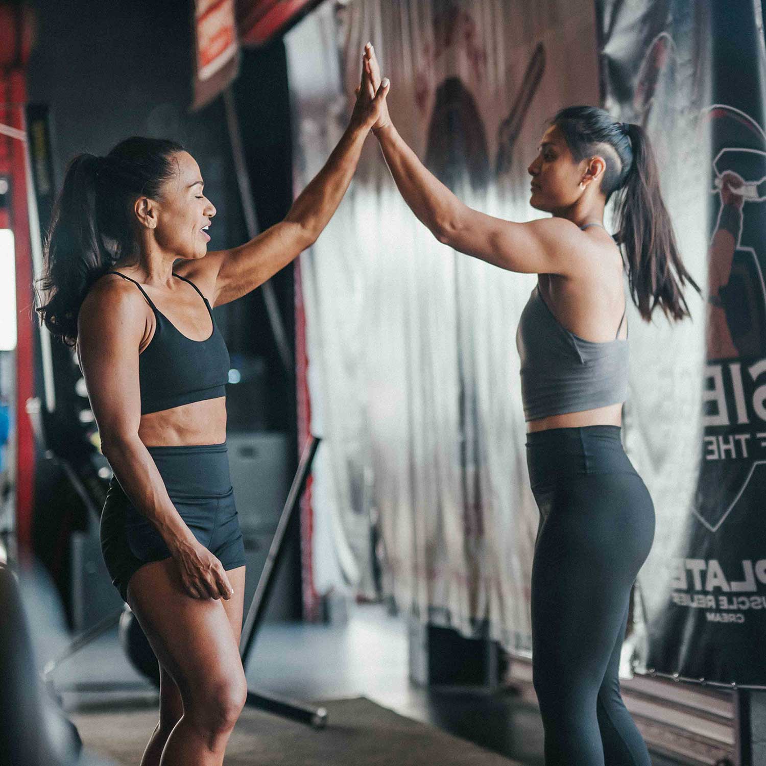 GG Header Square Personal Training HighFive 01 1500x1500 1